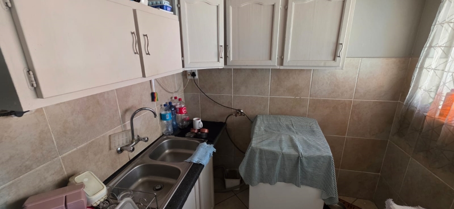 5 Bedroom Property for Sale in Songloed North West